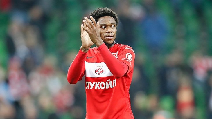 Луис Адриано