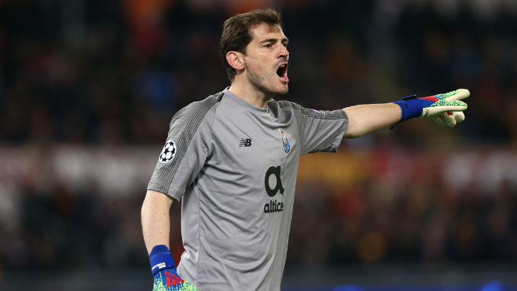 Икер Касильяс