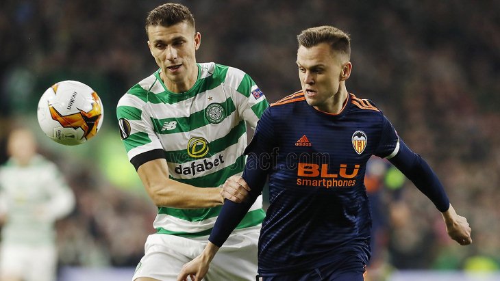 Денис Черышев в матче с «Селтиком»