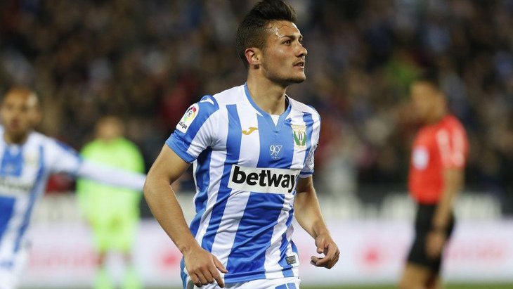 Оскар Арнаис