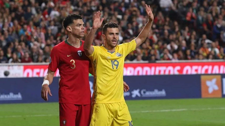 Жуниор Мораес