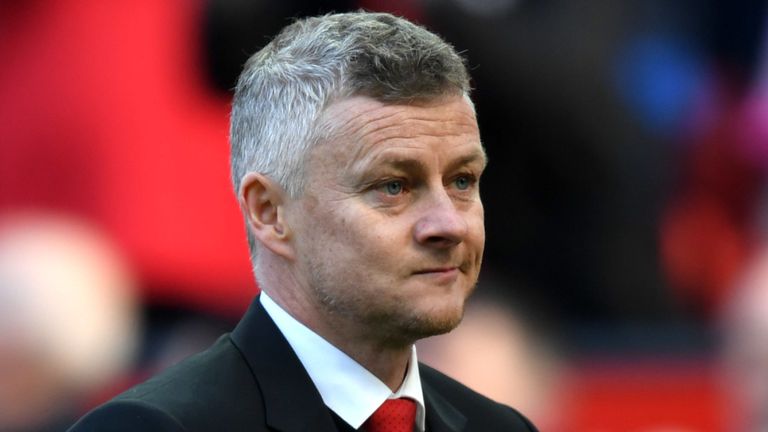 Первый матч в роли полноценного менеджера «МЮ» выдался у Сульшера трудным