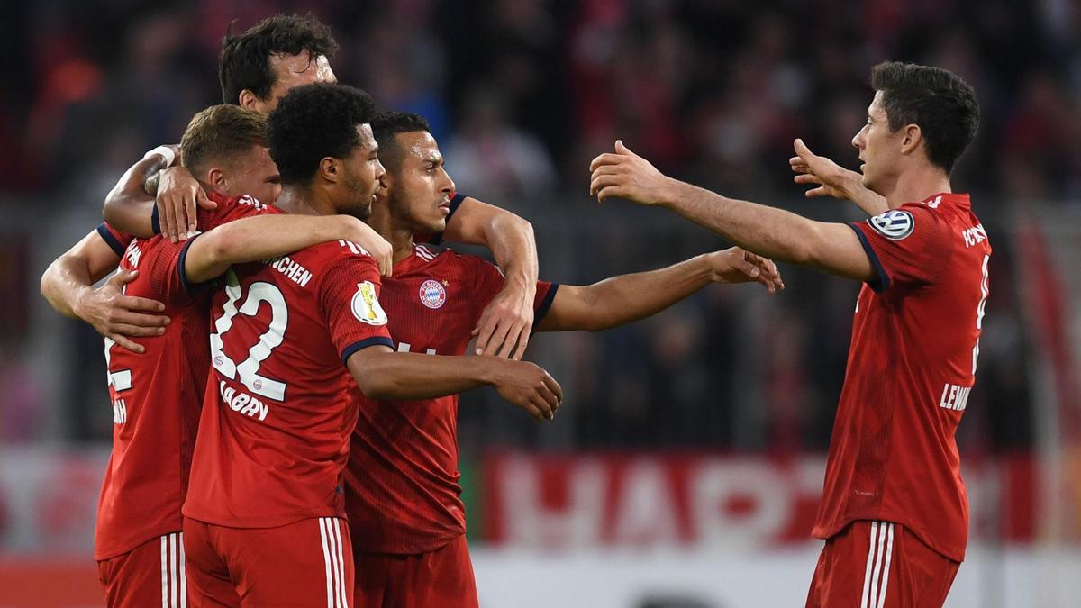 «Бавария» триумфально вернулась на вершину Бундеслиги