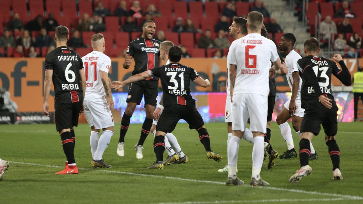 «Аугсбург» — «Байер»