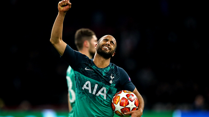 Лукас Моура Лукас Моура