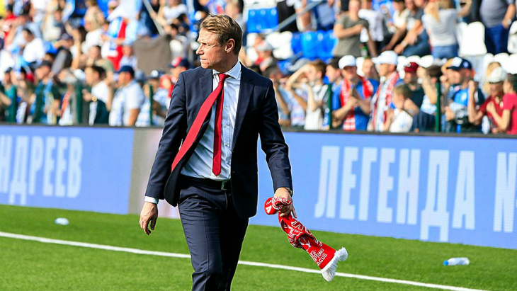 Олег Кононов