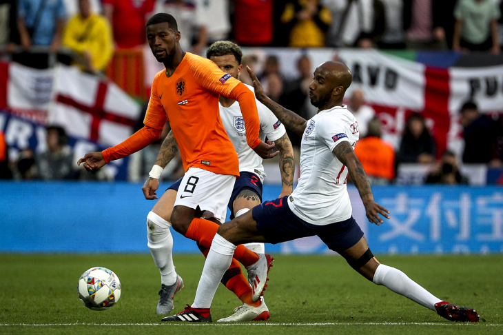 Джорджиньо Вейналдум в матче против сборной Англии