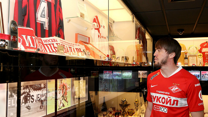 Резиуан Мирзов