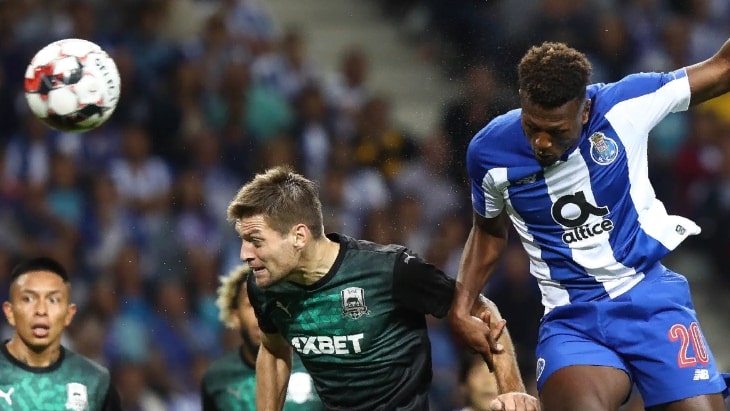 Фрагмент матча «Порту» — «Краснодар»