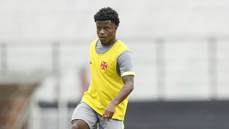 Лукас Сантос