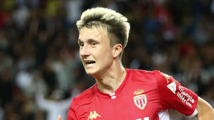 Александр Головин