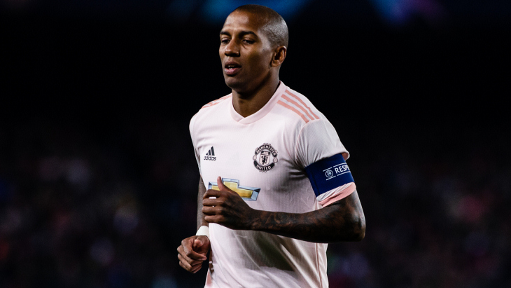 Эшли Янг Эшли Янг