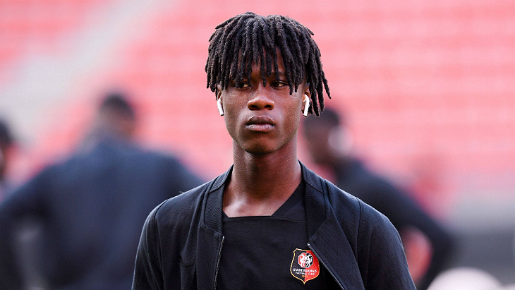 Эдуардо Камавинга