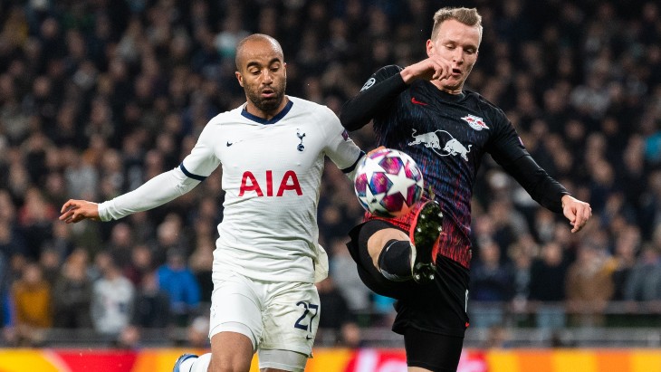 Лукас Моура