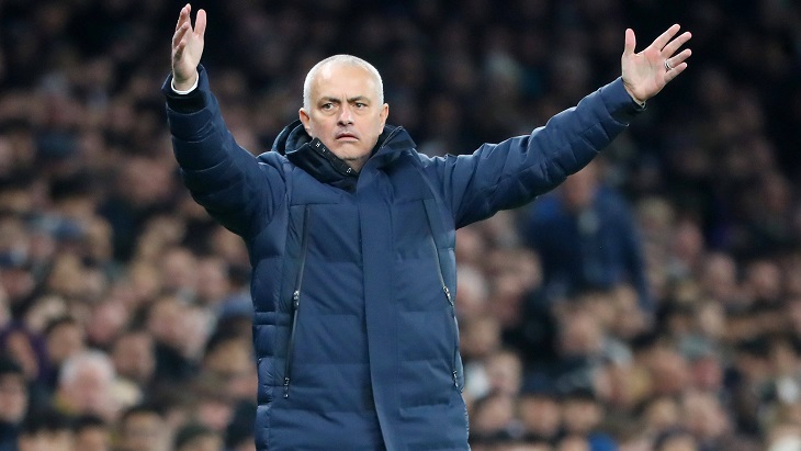 Команда Моуринью потерпела третье поражение кряду Команда Моуринью потерпела третье поражение кряду