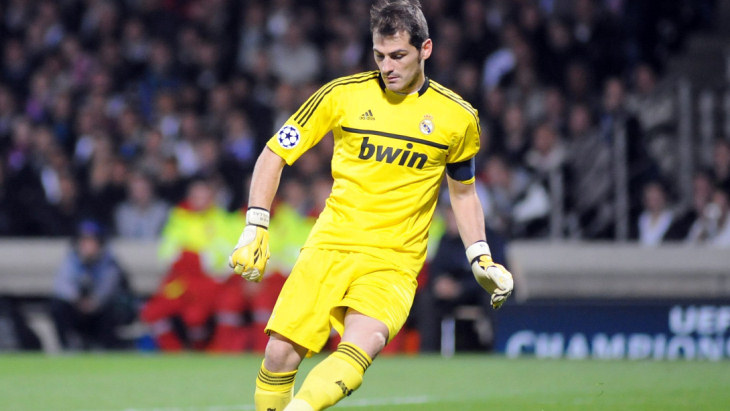 Икер Касильяс