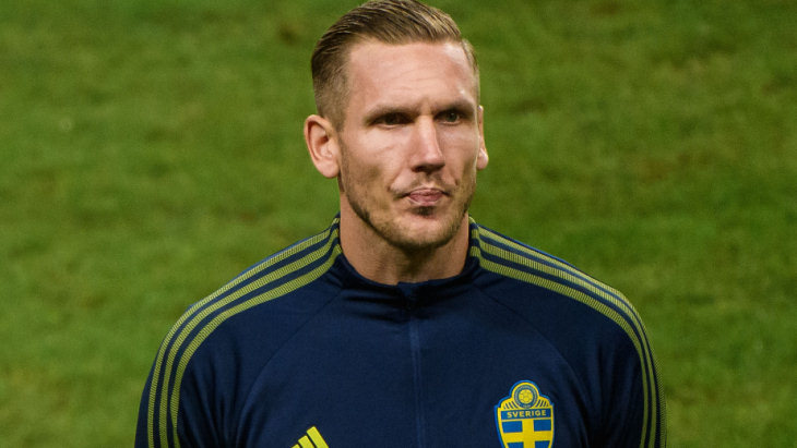 Робин Ольсен