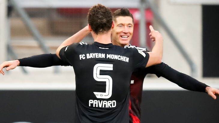 Бенжамин Павар и Роберт Левандовски