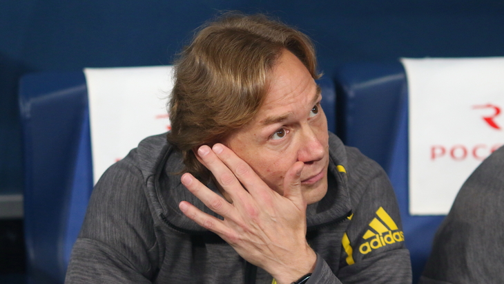 Валерий Карпин