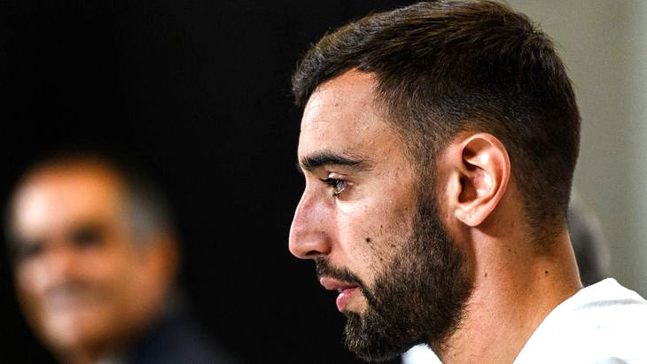 Бруну Фернандеш Бруну Фернандеш