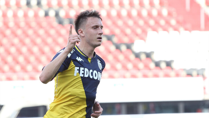 Александр Головин