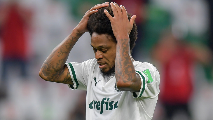 Луис Адриано