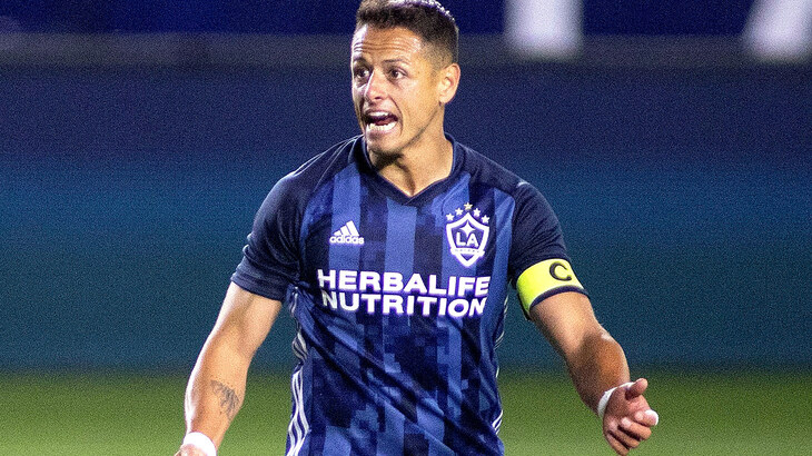 Чичарито продолжает выступления в «Гэлакси» Чичарито продолжает выступления в «Гэлакси»