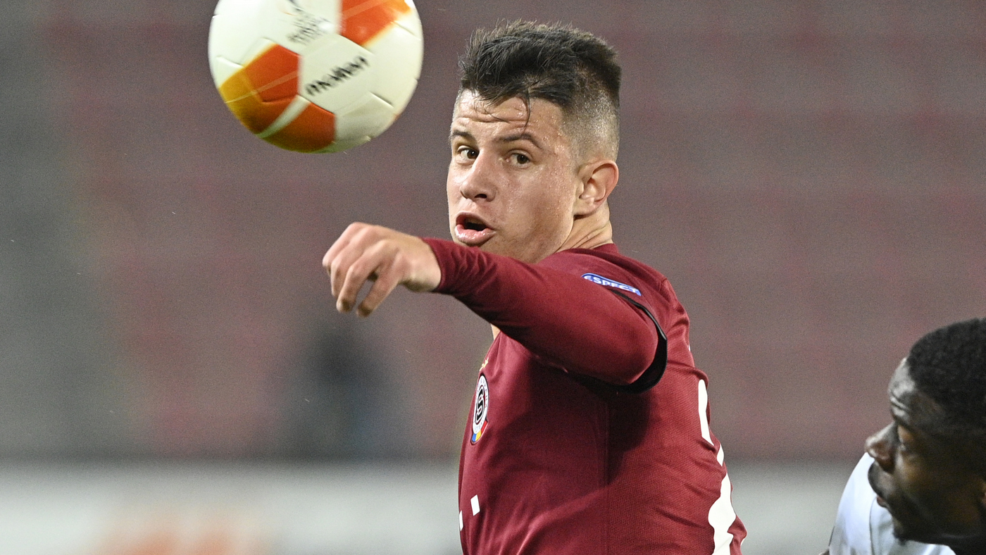 Адам Гложек