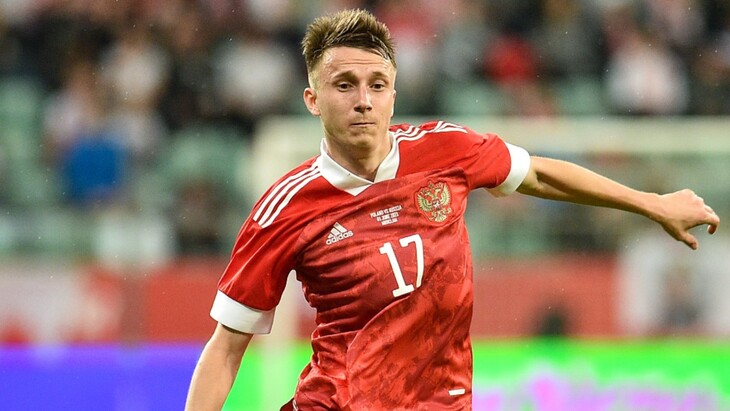 Александр Головин