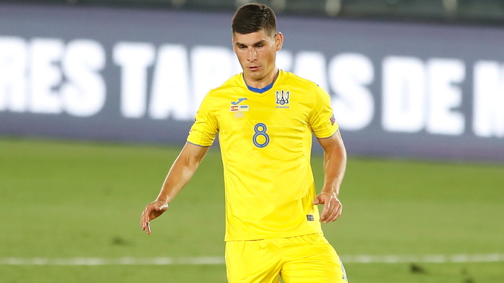 Руслан Малиновский