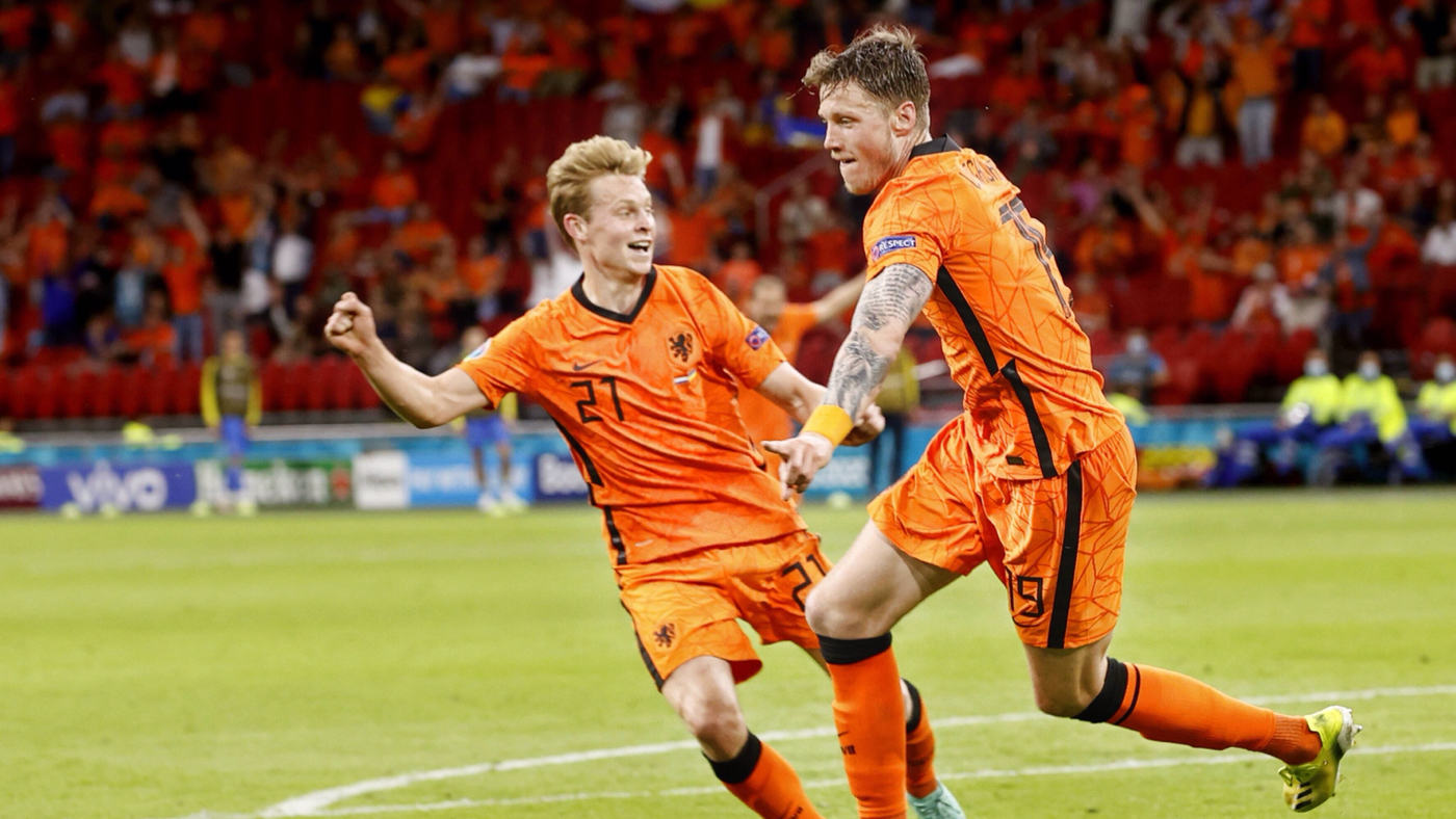 Нидерланды празднуют гол в ворота Украины