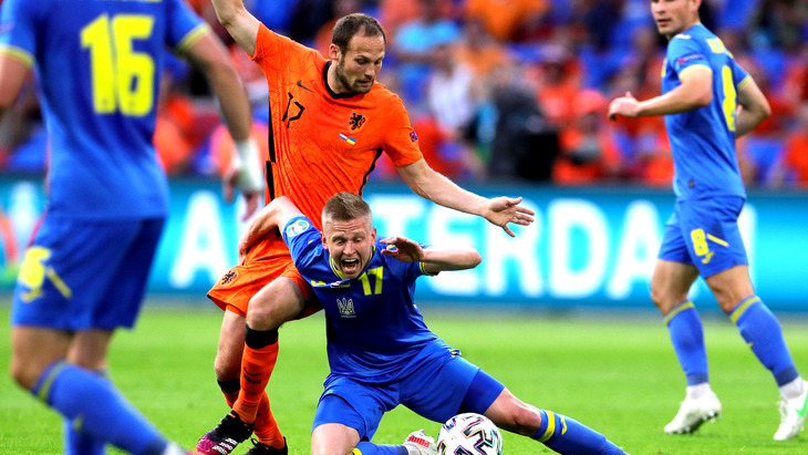 Сборная Украины впервые в своей истории сыграет в плей-офф Евро Сборная Украины впервые в своей истории сыграет в плей-офф Евро