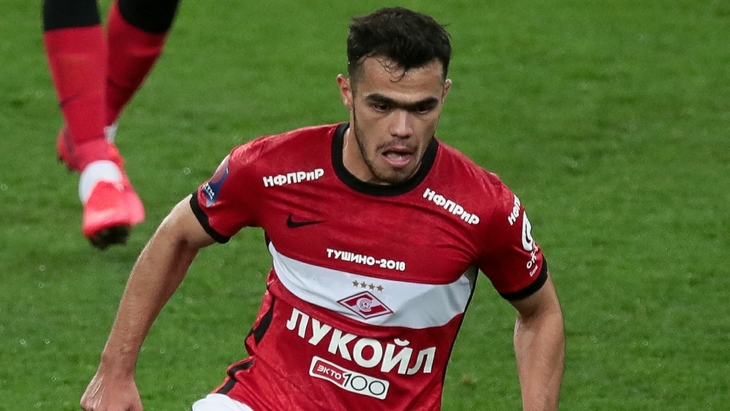 Остон Урунов