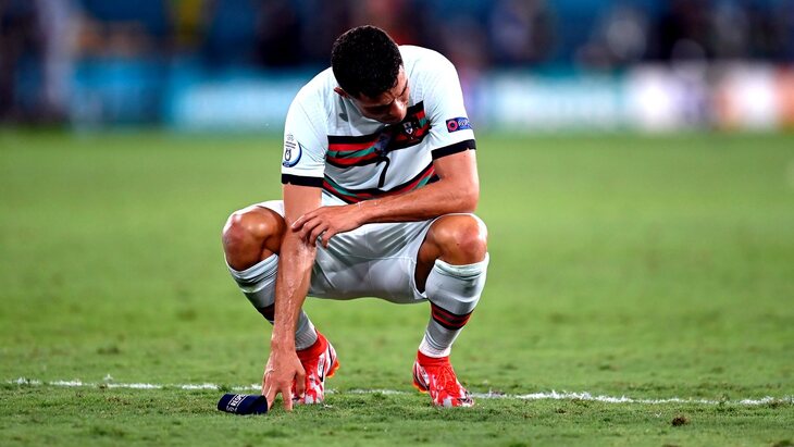 Криштиану Роналду после матча с Бельгией Криштиану Роналду после матча с Бельгией