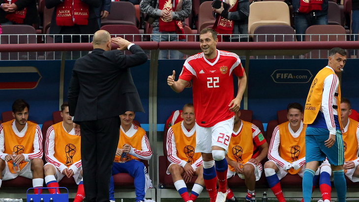 Артем Дзюба и Станислав Черчесов Артем Дзюба и Станислав Черчесов