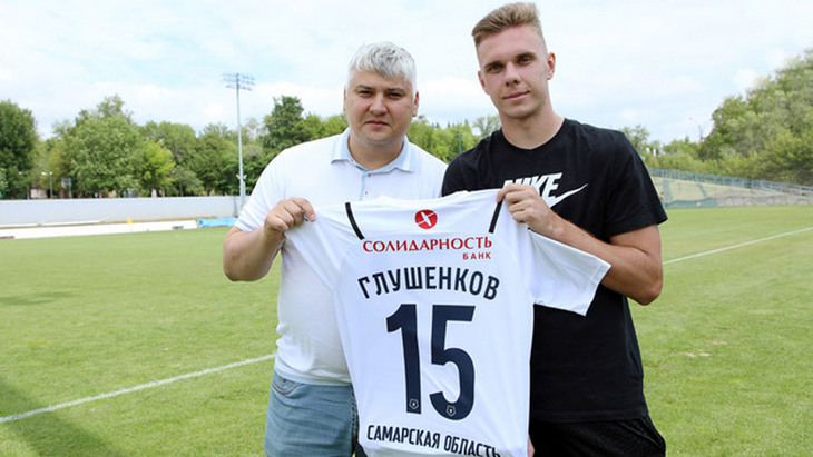 Максим Глушенков подписал контракт с «Крыльями»