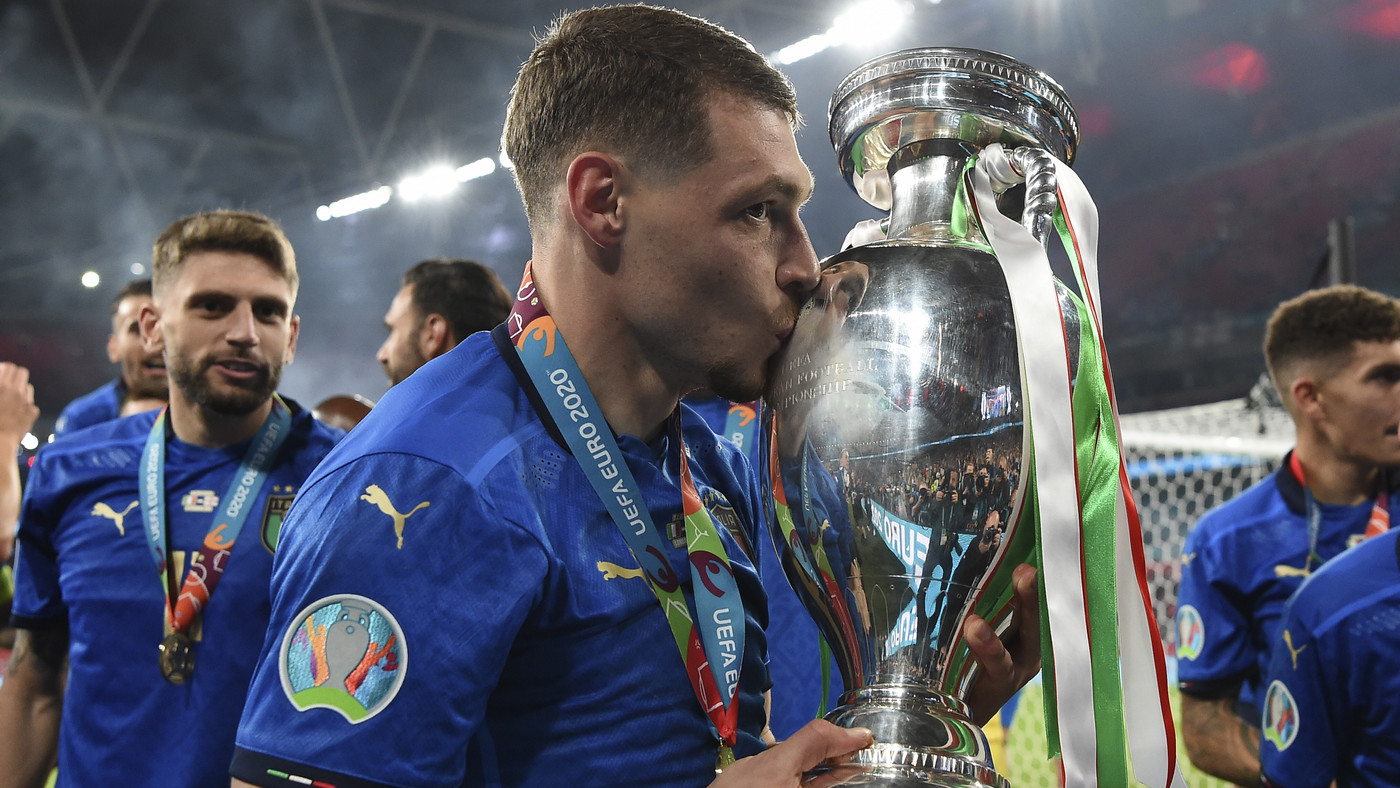 Андреа Белотти