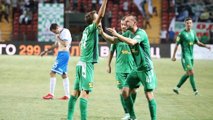 Футболисты «Ахмата» Футболисты «Ахмата»