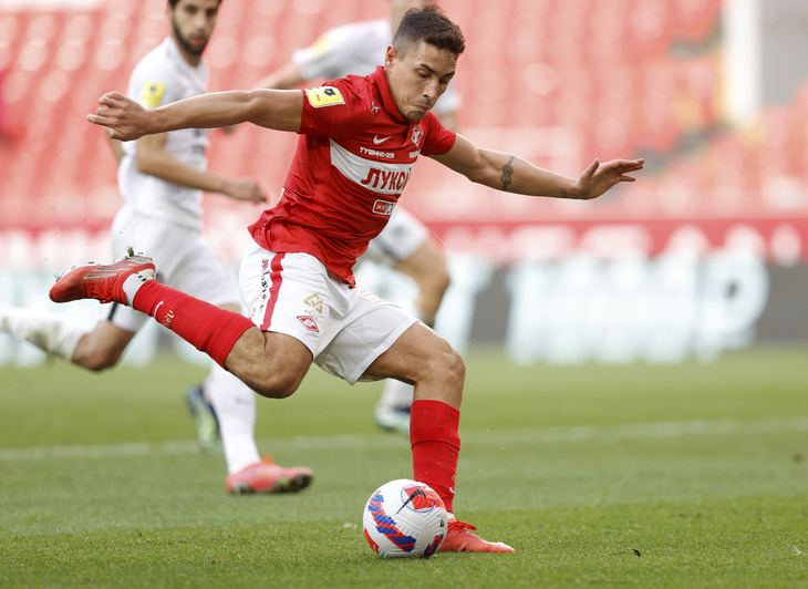 Эсекиель Понсе