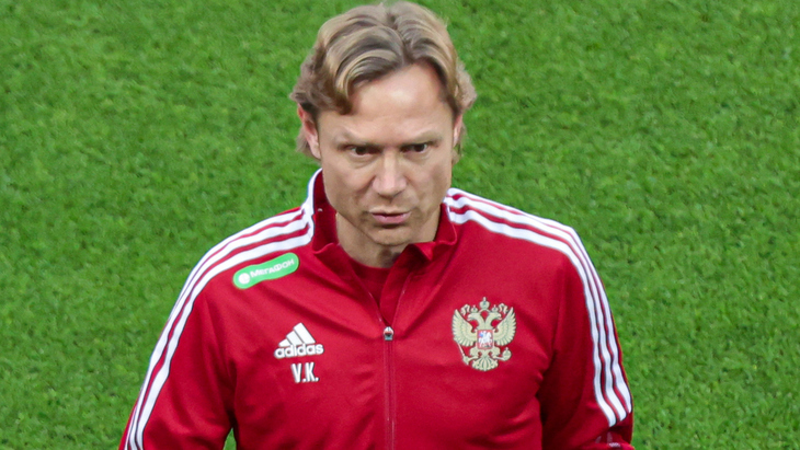 Валерий Карпин