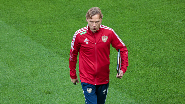 Валерий Карпин