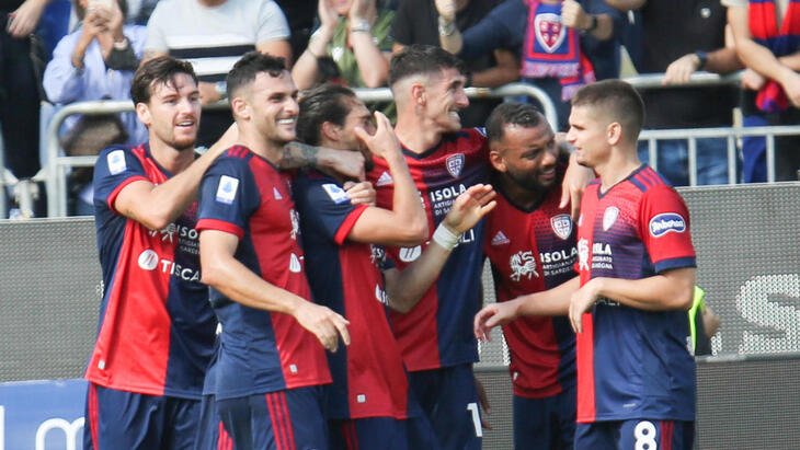 Футболисты «Кальяри»