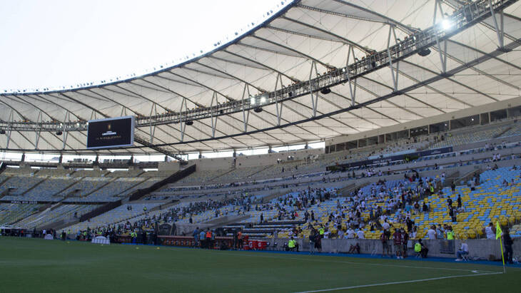 Матч французской Лиги 1 между может пройти в Китае