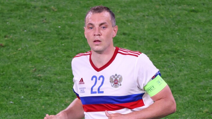 Валерий Карпин