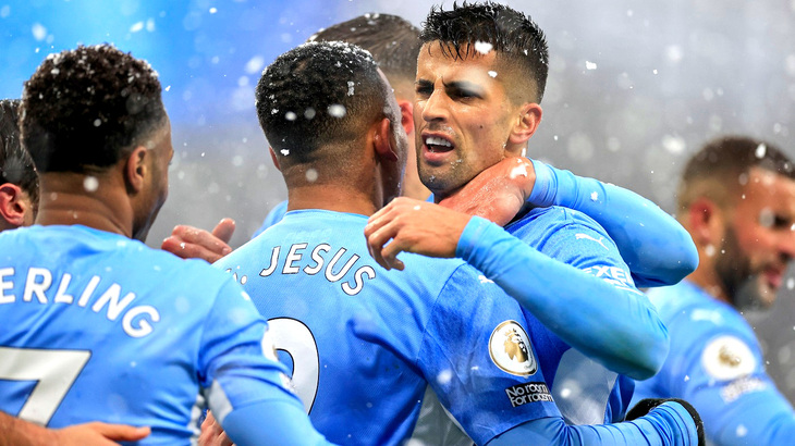 Манкунианцы добыли важные три очка Манкунианцы добыли важные три очка