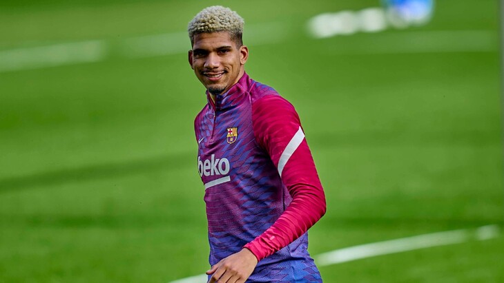 Рональд Араухо Рональд Араухо