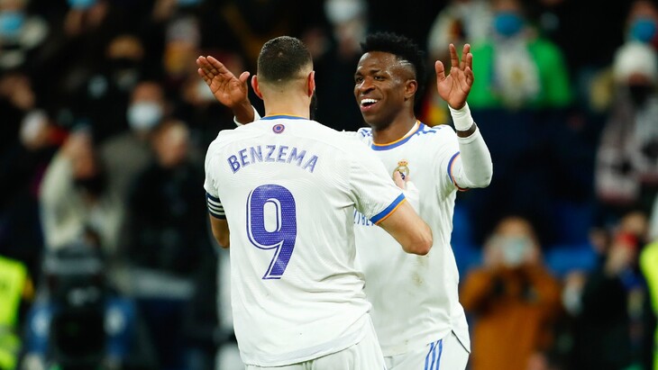 Карим Бензема и Винисиус Жуниор Карим Бензема и Винисиус Жуниор