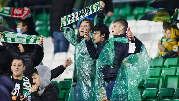 Болельщики «Бетиса» сорвали севильское дерби