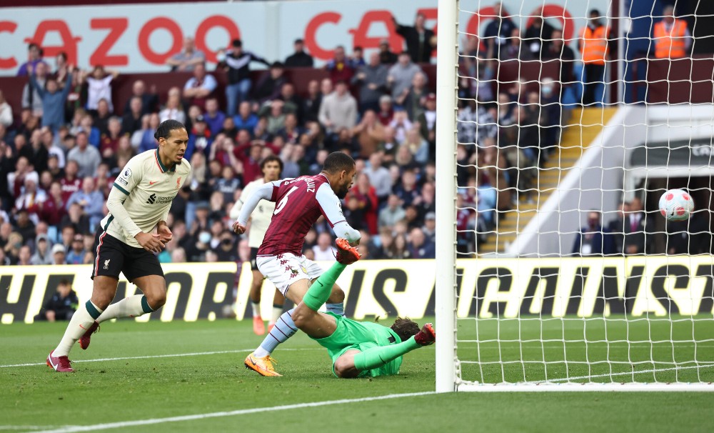 Луис Дуглас