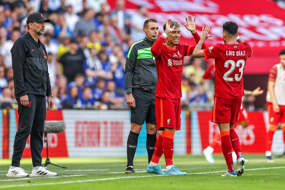 Роберто Фирмино меняет Луиса Диаса